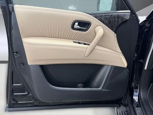 Certified 2022 Nissan Armada Platinum w/ Captain's Chairs Package RWD image 12