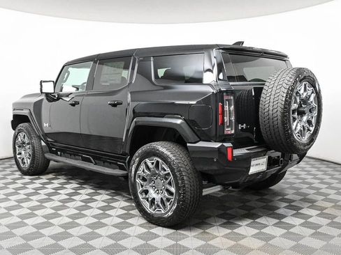 New 2025 GMC Hummer EV 3X w/ LPO, Illumination Package image 4