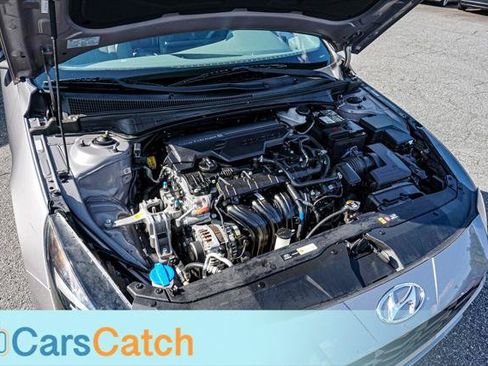 Used 2021 Hyundai Elantra SEL FWD image 40