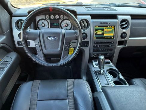 Used 2010 Ford F150 Raptor image 12