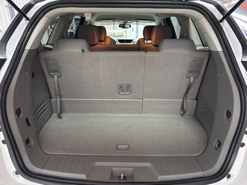 Used 2017 Chevrolet Traverse LS image 19