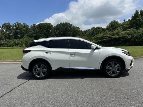 Certified 2024 Nissan Murano Platinum w/ Cargo Package AWD/4WD image 10
