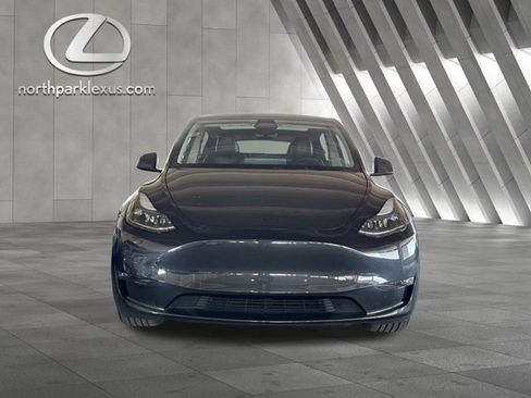 Used 2025 Tesla Model Y Long Range image 7