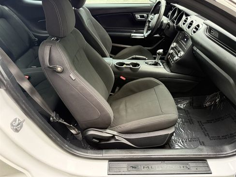 Used 2020 Ford Mustang Coupe RWD image 16