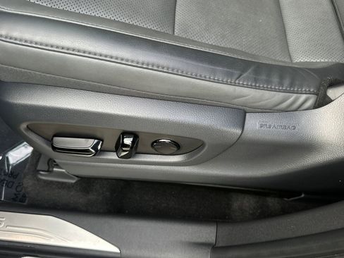 Used 2023 Lexus RZ 450e Premium image 14