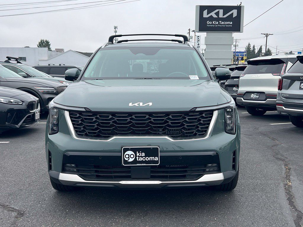 Used 2025 Kia Sorento EX AWD/4WD image 4