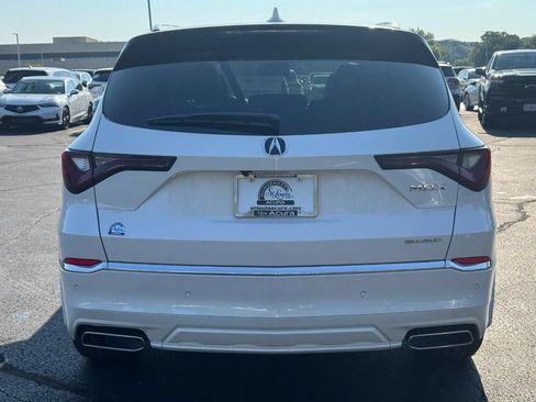 Certified 2026 Acura MDX w/ Advance Package AWD/4WD image 5