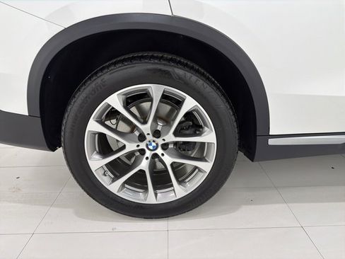 Used 2026 BMW X5 xDrive40i w/ Premium Package image 44