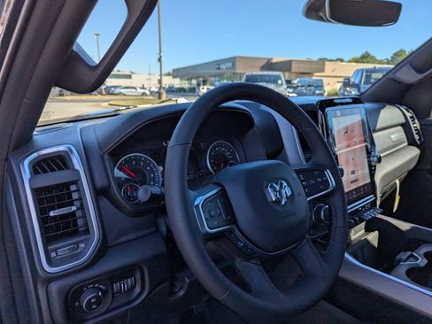 New 2026 RAM 1500 Big Horn AWD/4WD image 12