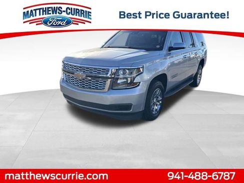 Used 2020 Chevrolet Suburban LT image 7
