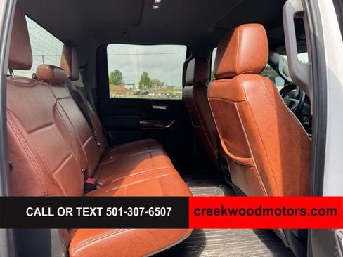 Used 2021 Chevrolet Silverado 2500 Custom w/ Custom Value Package AWD/4WD image 13