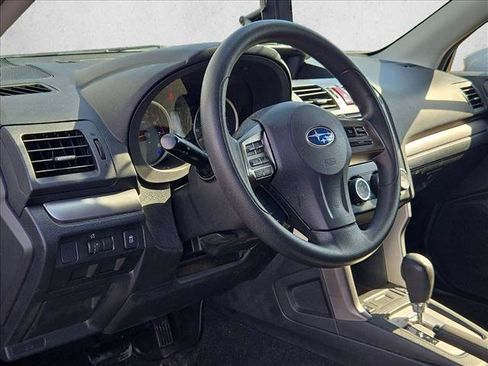 Used 2015 Subaru Forester 2.5i Premium w/ All-Weather Package AWD/4WD image 9