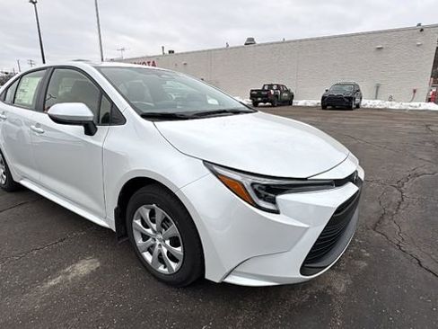 New 2026 Toyota Corolla LE image 8