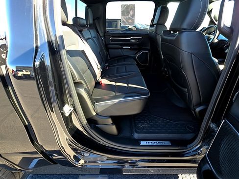 Used 2021 RAM 1500 Laramie w/ Sport Appearance Package AWD/4WD image 19