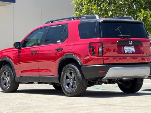 Certified 2026 Honda Passport RTL image 3