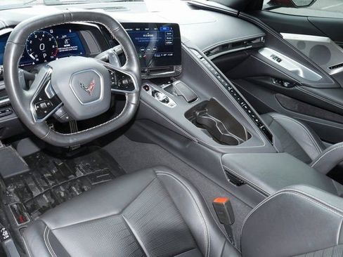 Used 2021 Chevrolet Corvette Stingray Preferred Cpe w/ Z51 Performance Package image 16