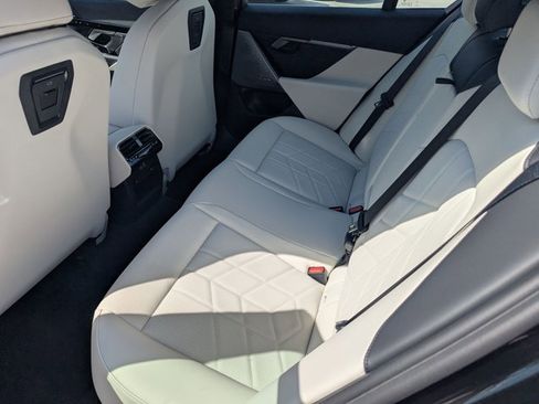 New 2026 BMW 530i RWD image 15