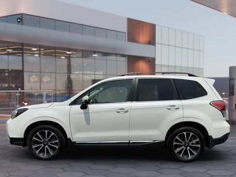 Used 2017 Subaru Forester 2.0XT Touring AWD/4WD image 5