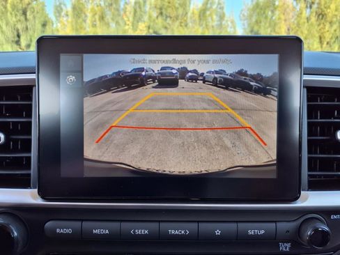 New 2025 Hyundai Venue SEL image 21