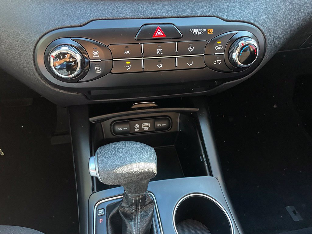 Used 2019 Kia Sorento FWD image 18