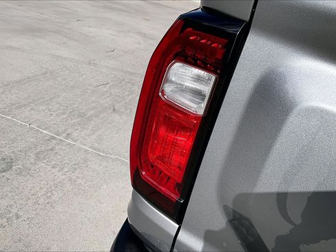 Used 2024 GMC Canyon AT4 w/ Canyon Safety Plus Package image 30