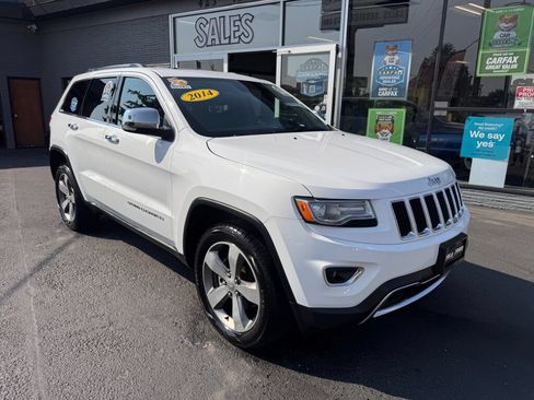 Used 2014 Jeep Grand Cherokee Limited w/ Luxury Group II AWD/4WD image 3