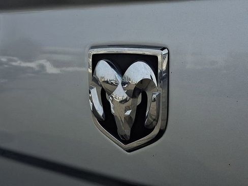 Used 2019 RAM 1500 Express w/ Express Value Package image 31