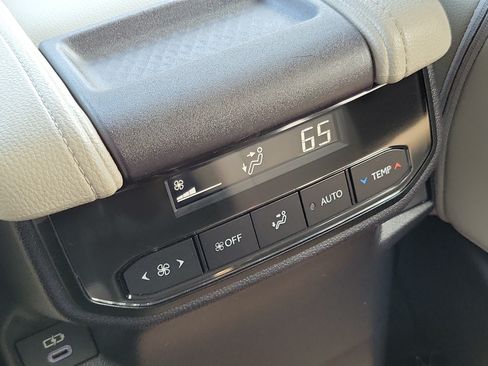 Certified 2026 Toyota Grand Highlander AWD image 18