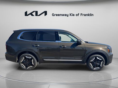 New 2025 Kia Telluride EX w/ EX Captain's Chair Package image 8