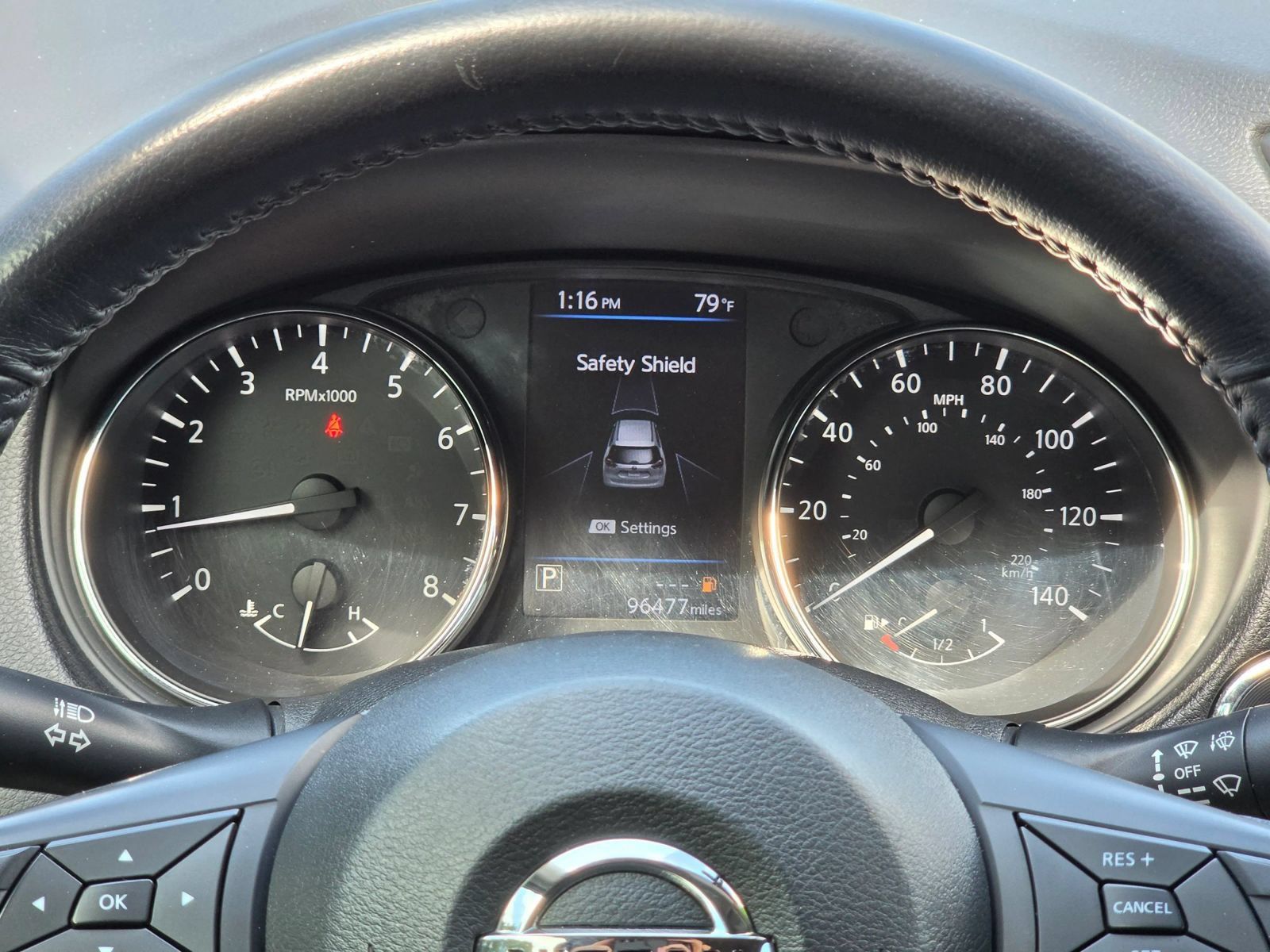 Used 2018 Nissan Rogue SV AWD/4WD image 11
