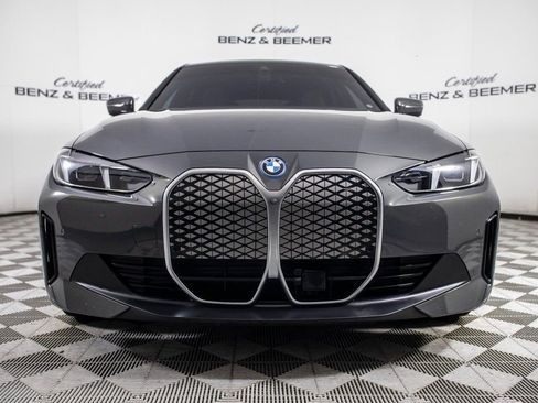 Used 2025 BMW i4 eDrive40 w/ Premium Package image 9