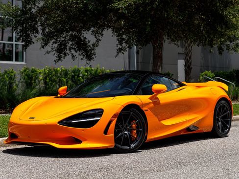 New 2027 McLaren 750S RWD image 36