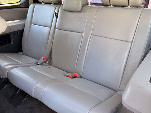 Used 2012 Toyota Sequoia SR5 w/ Premium Pkg RWD image 39