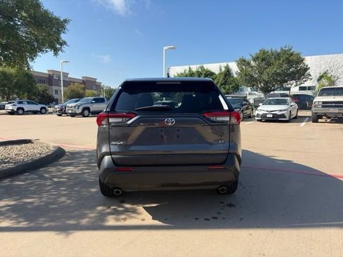Used 2024 Toyota RAV4 LE FWD image 6