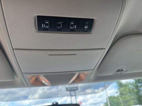 Used 2010 Dodge Grand Caravan SE w/ Popular Equipment Group FWD image 27