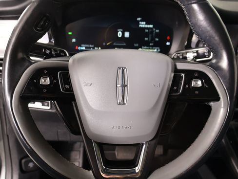 Used 2020 Lincoln Corsair Reserve w/ Equipment Group 201A FWD image 3