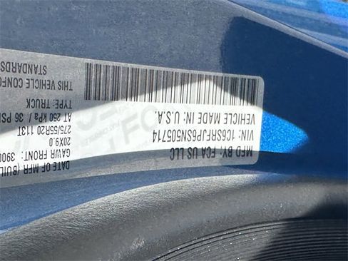 Used 2025 RAM 1500 Laramie image 31