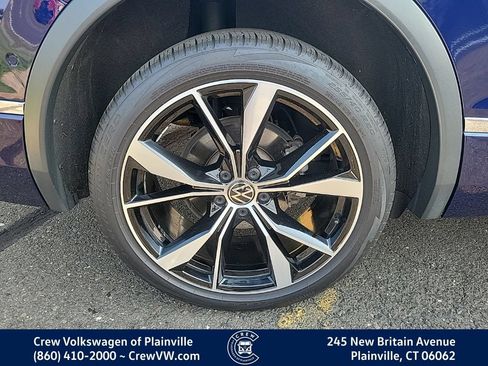 Certified 2023 Volkswagen Tiguan SEL R-Line AWD/4WD image 19
