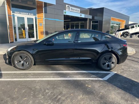 Used 2022 Tesla Model 3 Long Range image 3