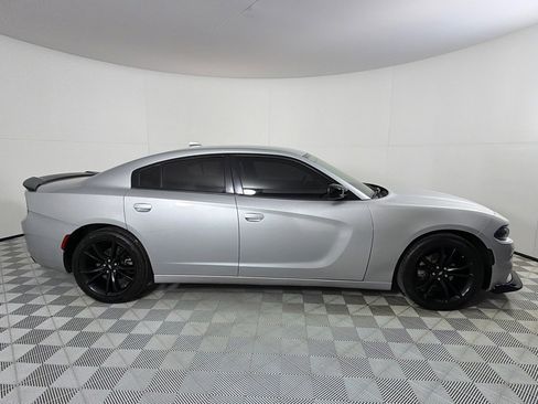 Used 2023 Dodge Charger SXT image 4
