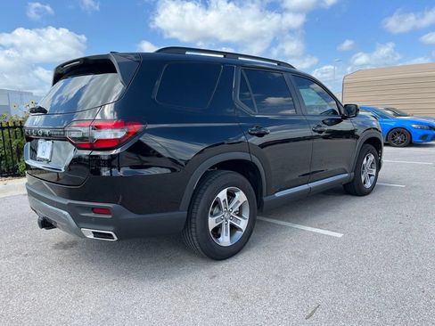 Certified 2026 Honda Pilot EX-L image 4
