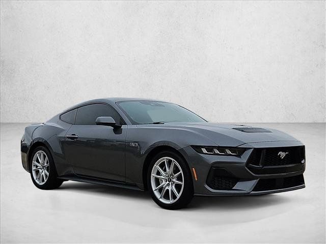 Used 2025 Ford Mustang GT Premium RWD image 3