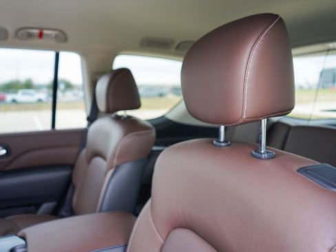 Certified 2024 INFINITI QX80 Premium Select w/ Cargo Package image 24