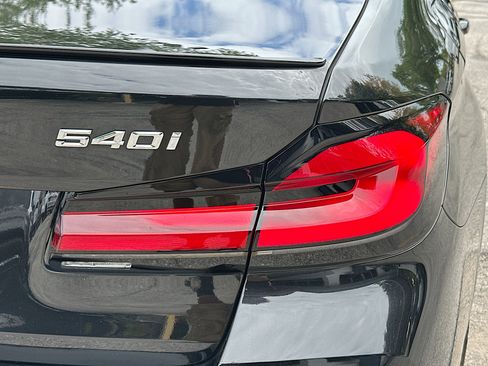 Certified 2023 BMW 540i w/ M Sport Package image 32
