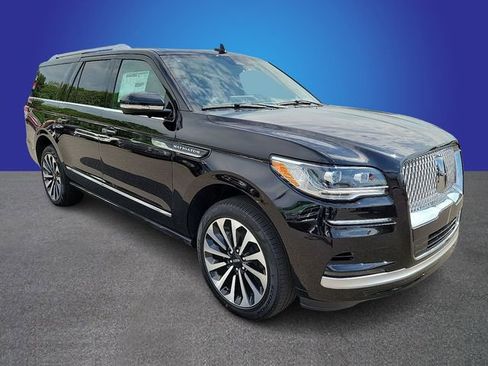 New 2024 Lincoln Navigator L Reserve image 2