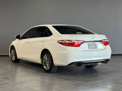 Used 2017 Toyota Camry SE FWD image 7