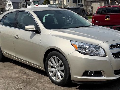 Used 2013 Chevrolet Malibu LT FWD image 8
