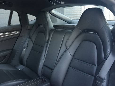 Certified 2023 Porsche Panamera Platinum Edition RWD image 31