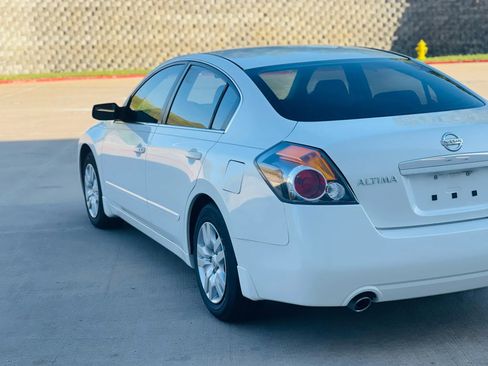 Used 2009 Nissan Altima 2.5 S FWD image 5