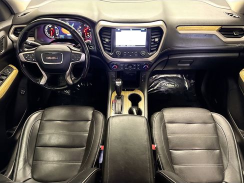 Used 2019 GMC Acadia Denali image 14